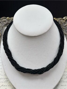 Black Twisted Seed Bead Necklace Chain - Women Jewelry 18”